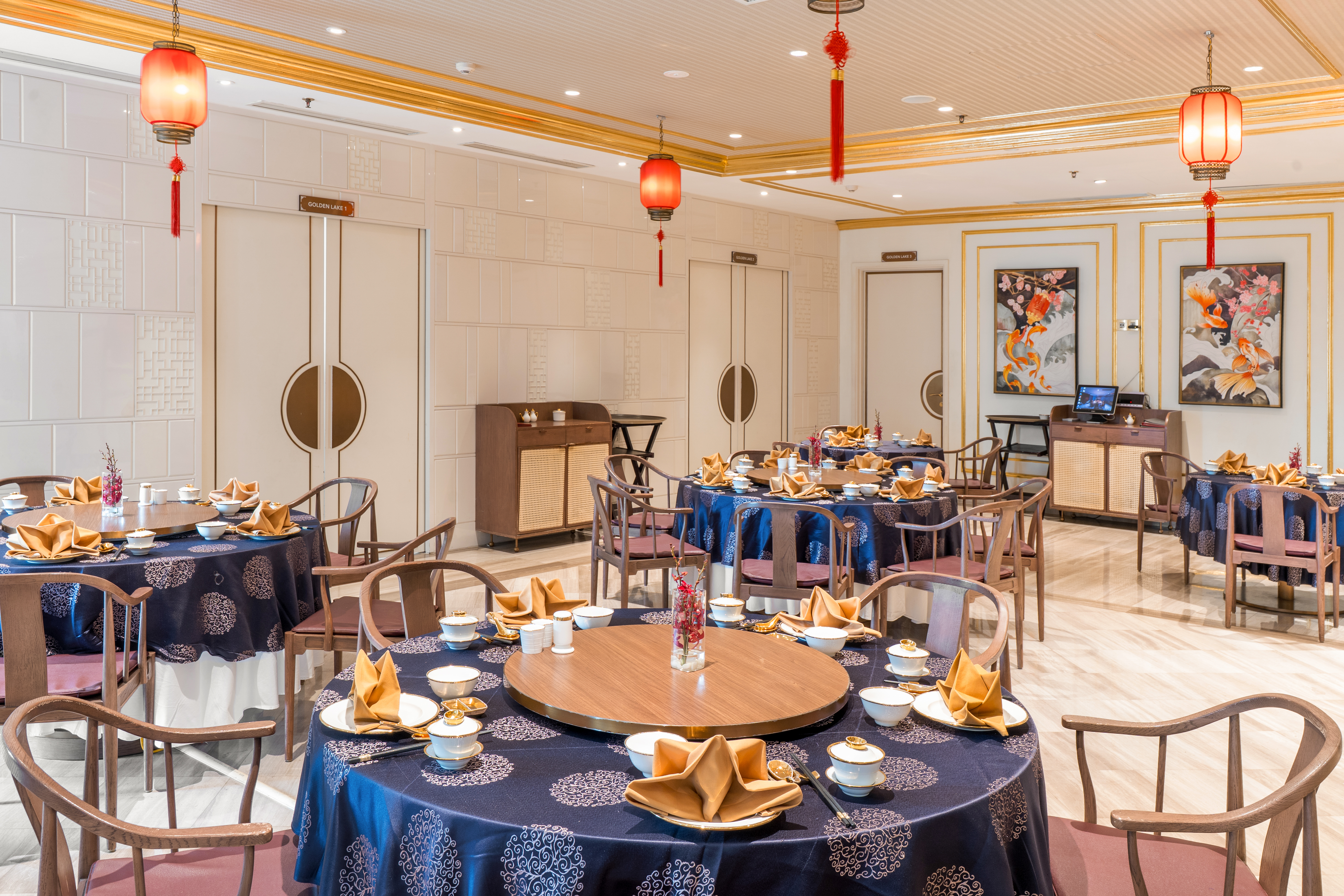GOLDEN LAKE PALACE RESTAURANT