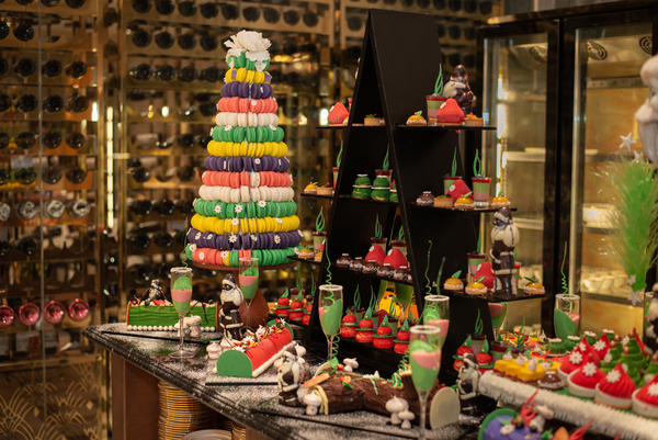 Bữa tiệc Buffet Giáng Sinh ấm áp – Christmas Eve Buffet Feast