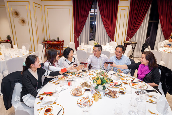 Ưu Đãi Đặc Biệt - Hoàn Hảo Cho Gia Đình Sum Họp